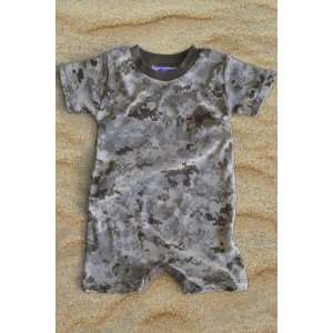   Camo pattern Baby / Infant 1pc Desert Creeper 3   6 Months Old: Baby