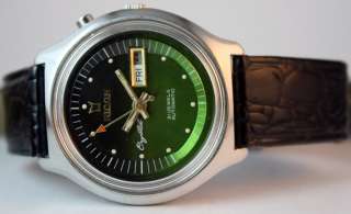 Vintage Watch Ricoh Clean Green Colour Dial Automatic 21J Day/Date In 
