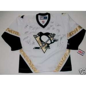   Pittsburgh Penguins Team Signed Jersey Jsa Crosby: Sports & Outdoors