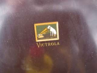   45 YE 3 Victor Victrola 45 RPM Bakelite Portable Record Player  