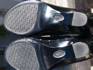 EUC Black Leather Hi Heel Mules Shoes by SOFFT Sz 9.5  