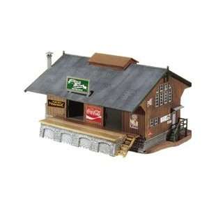   Model Power HO Built Up 40s Era Railroad Depot, Lighted Toys & Games