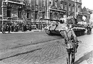 WWII Photo German Tiger II Pzkpfw. VI Budapest WW2  