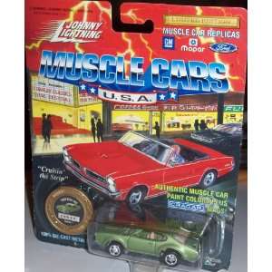    JOHNNY LIGHTNING MUSCLE CARS U.S.A 1969 OLDS 442: Toys & Games