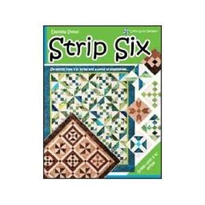  Cozy Quilt Designs Strip Six Book: Arts, Crafts & Sewing