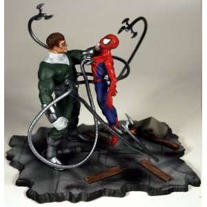  Ultimate Spider man vs Doctor Octopus Statue Toys & Games