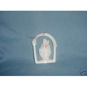  Porcelain Mary & Baby Jesus Ornament 