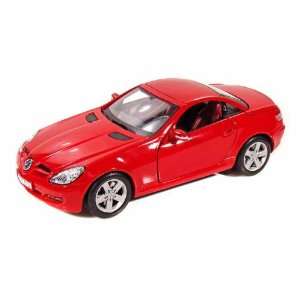  2005 Mercedes Benz SLK Class Top Up 1/18 Red: Toys & Games