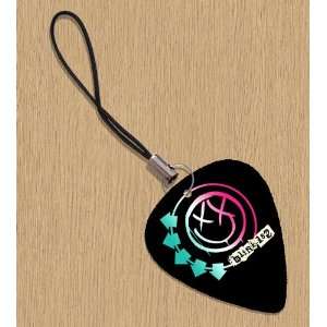  Blink 182 (Black) Premium Guitar Pick Phone Charm: Musical 