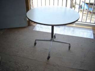 1970s Vintage Herman Miller Table  