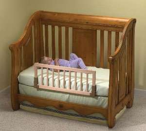 BARNES & NOBLE  Kidco Universal Wooden Convertible Crib Bed Rail 