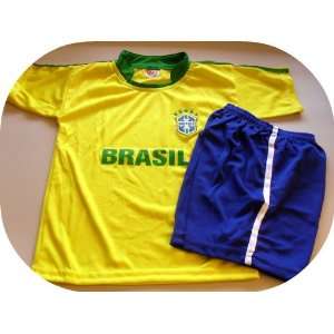   BRASIL SOCCER KIDS SETS JERSEY & SHORT SIZE 4 .NEW: Sports & Outdoors