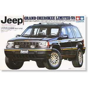  Jeep Grand Cherokee Limited V8 1/24 Scale Model Kit Toys 