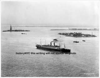 1904 ELLIS ISLAND STATUE LIBERTY SHIP NEW YORK PHOTO  
