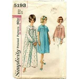   Misses Nightgown & Bedjacket Size 12   Bust 32 Arts, Crafts & Sewing