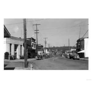  View of a City Street Scene   South Bend, WA Giclee Poster 
