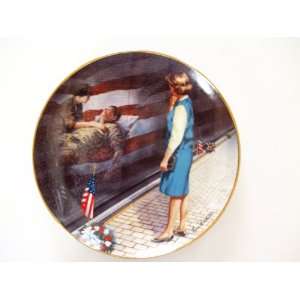   Porcelain Gallery Vietnam Veterans MASH Nurse Commemorative Plate
