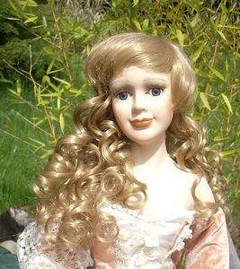 Doll Wig   W TA7 Long Loose Curls size 16  