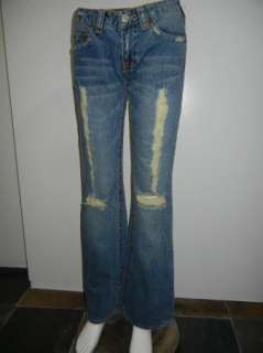Womens True Religion Distressed Bobby Bootcut Jeans Size 28 Inseam 31 