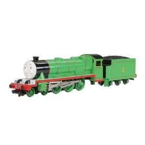  Henry The Green Engine with Moving Eyes by Bachmann Toys & Games