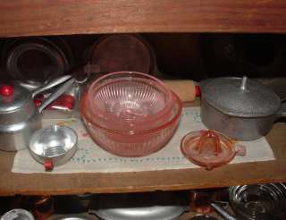 CHILDS DEPRESSION PINK GLASS MIXING BOWL SET NR!  