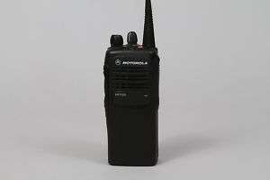 MOTOROLA HT750 UHF 16 CHANNEL RADIO MDL#AAH25RDC9AA3AN  
