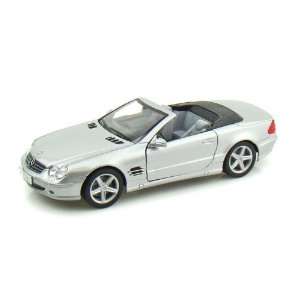  2002 Mercedes Benz SL500 Convertible 1/24   Silver: Toys 