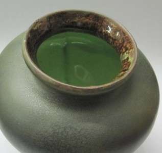   pottery TECO VASE FOOTED Bowl MATTE GREEN glaze Fritz Albert design