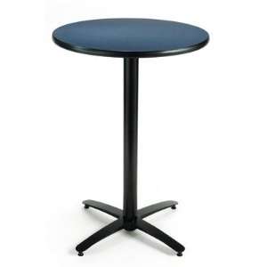  36 Round Pedestal Table Color: Medium Oak, Size: 29 x 36 