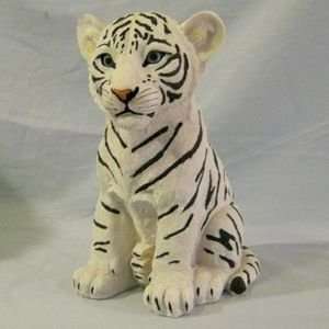  Rhumba White Tiger Cub Tiger Figurine: Home & Kitchen