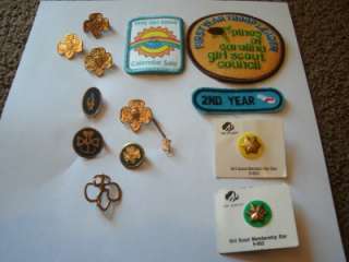 13 VINTAGE ORIGINAL GIRL SCOUT PATCHES PINS MEMBERSHIP STAR PIN 1960S 