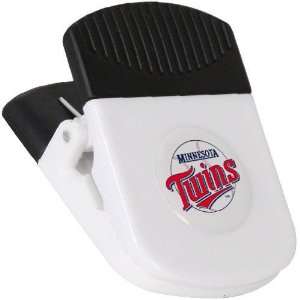  Minnesota Twins White Magnetic Chip Clip  Sports 