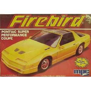  MPC 6311 1986 Firebird 1/25 Scale Plastic Model Kit: Toys 