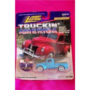  Johnny Lightning Truckin America 1940 Ford: Toys & Games