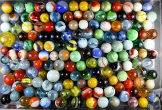 LOT Y VINTAGE ESTATE MARBLES most agates   all photographed   FREE 