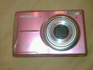 Olympus FE 46 12.0 MP Digital Camera   Pink 50332171121  