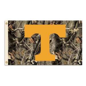   Foot Flag with Grommets   Realtree Camo Background: Sports & Outdoors