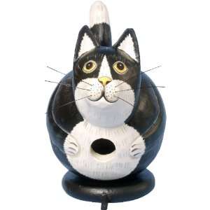  Handcrafted Birdhouse   Black & White Cat: Patio, Lawn 