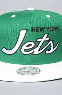 Mitchell & Ness The New York Jets Arch Snapback Cap in Green White 