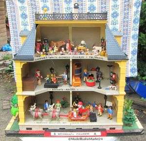 PLAYMOBIL Puppenhaus Weihnachten Disney Fertigmodell  