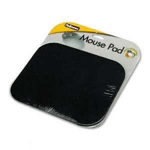  Fellowes : Polyester Mouse Pad, Nonskid Rubber Base, 9 x 8 