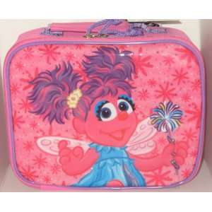   ABBY CADABBY Lunchbox Lunch Kit Cooler with Plastic Water Bottle Toys