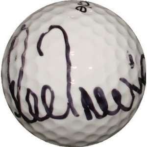  Lee Trevino autographed Golf Ball