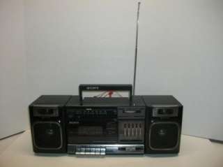 Vintage Sony CFS 1000 Am Fm stereo cassette player recorder Jam box 